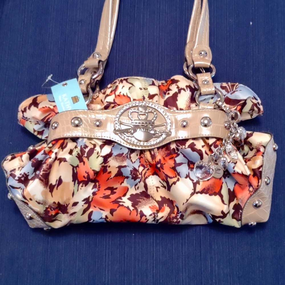 Kathy Van Zeeland. satchel